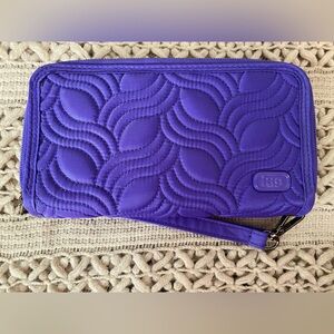 Lug Splits XL Violet RFID Wristlet Wallet EUC